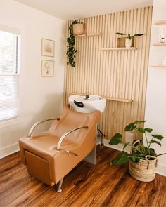 Budget-Friendly Salon Interior Design | Minerva Beauty | Minerva Beauty Boho Waiting Area, Shampoo Bowl Ideas Salon, Cute Hair Salon, Salon Waiting Area Ideas, Salon Waiting Area, Salon Sink, Styling Chairs, Manicure Tables, Nail Salon Equipment