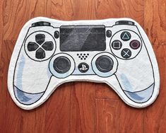 Game Controller Tufted Rug, Christmas Gift for Gamer Geek, Video Game Gift, Game Controller Area Rug, Game Room Living Room Bedroom Decor Rug Size: 80cmx50cm (32''x20'')  120cmx75(47''x30'') Game Room Living Room, Tufting Diy, Diy Rugs, Gift For Gamer, Rug Christmas, Video Games Gift, Rug Ideas, Rug Inspiration, Needle Punch