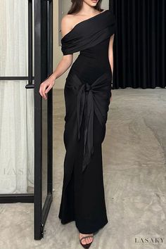 Lasaky - Formal Event Dresses featuring Oblique Collar Style Elegant Long Dresses Evening, Black Tie Outfits, Long Sleeve Elegant Dresses, Occasion Dresses Wedding Guest, Beautiful Prom Dresses, Black Evening Dresses, Hip Dress, Formal Attire, Evening Party Dress