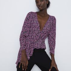 Zara Asymmetrical Floral Blouse In S, Never Worn Flowing Blouse, Tie Sleeve Blouse, Metallic Blouses, Shirt Blouses Women's, Asymmetrical Blouse, Printed Sleeveless Blouse, Zara Blouse, Top Shirt Women, Bell Sleeve Blouse