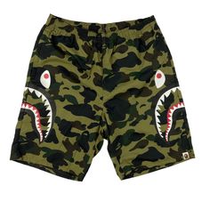 -Guaranteed Authentic -No Trades -Please Feel Free To Message Us With Any Questions Bape Shark Rosa, Bape Shark Slp, Bape Shorts, Bape Shoes, Bape Shark, Winter Fit, Camo Shorts, Bathing Ape, Sweat Shorts