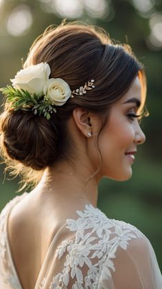 Discover stunning bridal floral bun hairstyles perfect for weddings From elegant ponytails to low buns fancy ponytails to down high ponytails and everything in between Side swept side-dos and hairband styles are also featured in this bridal hair inspiration post Ideal for brides seeking a timeless and sophisticated wedding look