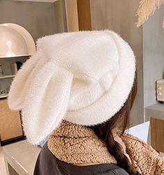 Bunny Ears Hat, Hat Aesthetic, Cute Beanies, Branded Scarves, Rabbit Ears, Bunny Ears, Cute Hats