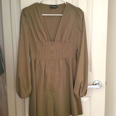 Size 4 In Olive Color. Never Worn Good Condition. Perfect For Small Chest . Khaki Long Sleeve Dress For Day Out, Khaki V-neck Dress For Day Out, Dresses Beautiful, Olive Color, Small Chest, Petite Dresses, Beautiful Dress, Beautiful Dresses, Size 4