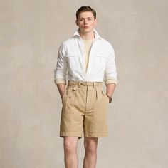 Inspired by vintage aviator pants these shorts feature a relaxed fit a longer rise and a slightly shorter inseam. While they are updated with lightweight yet structured cotton canvas they are developed with details—like a buckled belt—that nod to its original surplus roots. Ralph Lauren Home, Short En Jean, Wimbledon, Ralph Lauren Men, Jeans Shorts, Jeans Denim, Girls Shopping, Short Outfits, Shirt Shop