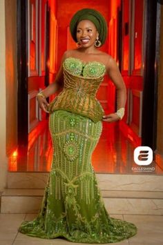 Latest sincillating reception styles. - Stylish Naija Ankara Long Gown, Stylish Naija, Ankara Long Gown Styles, African Bride, Good Fashion, Kaftan Style, Aso Ebi Styles, Ankara Style