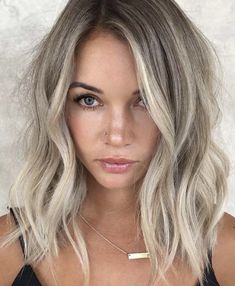 Icy Highlights, 30 Hair Color, Cool Ash Blonde, Natural Balayage, Balayage Ideas, Ash Blonde Hair Colour, Medium Brown Hair, Womens Hair, Fall Blonde