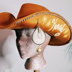 Howdy Padna Gold Chain Folded Couture Cowboy Hat - Etsy Gold Bohemian Hat Band For Rodeo, Gold Country Style Hat Bands For Country Events, Bohemian Gold Hat Bands For Country Events, Fringe Vest, Gold Pin, Felt Material, Floral Denim, Stylish Hats, Fringe Dress