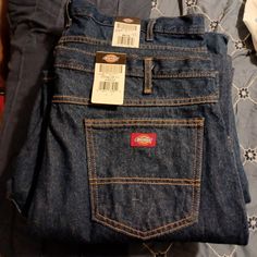 New Work Pants (Regular Wash) Dickies Baggy Jeans, Dickes Pants, Dickie Pants, Empyre Jeans, Grunge Fits, Estilo Cholo, Dickies Jeans, Dickie Jeans, Inside My Bag