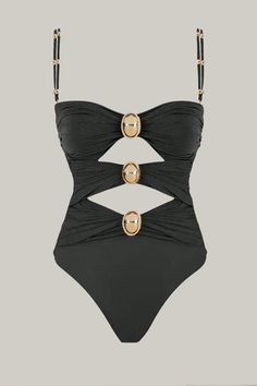 Turn heads at the beach with our Colorblock Cut-Out One-Piece Swimsuit. This sexy, plain-patterned swimsuit features eye-catching cut-out details and a flattering bikini bottom type. Designed with a wireless bra for comfort, it has spaghetti straps and a sleeveless cut for a sleek, modern look. Made from high-stretch knitted fabric, this short-length swimsuit ensures a perfect fit and ease of movement. Perfect for making a bold statement by the pool or on the sand. Composition: 80% Polyamide, 20 Chic Underwire Bodysuit For The Beach, Chic Cutout Bodysuit For Pool, Chic Cutout Swimwear For Pool, Elegant Cutout Sleeveless Swimwear, Elegant Sleeveless Cutout Swimwear, Chic Cutout Swimwear For Beach Season, Cutout Beachwear Swimwear For Vacation, Beachwear Swimwear With Cutout And Underwire, Cutout Underwire Swimwear