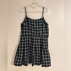 H&M Plaid Pleated Dress Size: Large New With Tags H&m Black Mini Dress For Day Out, H&m Casual Mini Dress For Day Out, Casual H&m Mini Dress For Day Out, H&m Cotton Sundress, H&m Cotton Mini Dress For Day Out, H&m Sleeveless Mini Dress Casual, H&m Casual Sleeveless Mini Dress, H&m Cotton Mini Dresses, H M Dresses