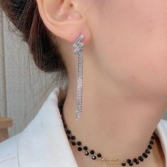 Product Specifications: Material CopperMetal S925 Silver PinStock Number: 7307For FemaleWeight 5g Package Includes: 1 x HugeTomato Earrings1 x Box from HugeTomato Silver Tassel Earrings, X Box, Fall Earrings, Silver Pin, Copper Metal, Design Silver, Tassel Earrings, Long Earrings, Tassels