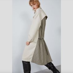 Size Eur 36 / S / Us 4 Oversized Beige Outerwear For Work, Oversized Outerwear For Spring, Off White Outerwear For Fall Layering, Oversized Outerwear For Daywear In Spring, White Oversized Outerwear For Work, Oversized Outerwear For Spring Daywear, Oversized Spring Outerwear, Oversized Off White Outerwear For Spring, Chic Winter White Outerwear For Layering