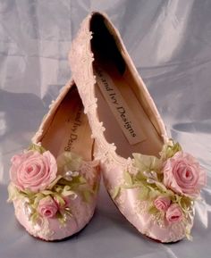 Spring Wedding Shoes, Fairytale Bridal, Lace Ballet Flats, Fairy Shoes, Wedding Shoes Flats, Pointe Shoes, Ballet Slippers, Pink Shoes