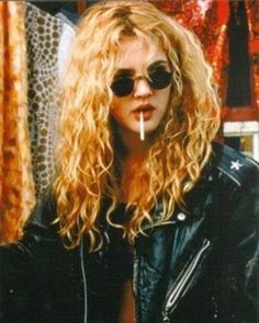 L o r e e e h h 90s Style Icons, 60s Outfit, Styl Grunge, 1990 Style, Moda Grunge, Sasha Pivovarova, Shalom Harlow, Look Grunge