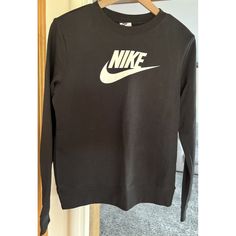 Brand New With Tags. See Photos For The Item That Will Be Shipped. Nike Womens Sweatshirt, Nike Women Sweatshirt, Tops Nike, Nike Womens, Nike Tops, Black Nikes, Sweatshirts Women, Nike Women, Long Sleeves