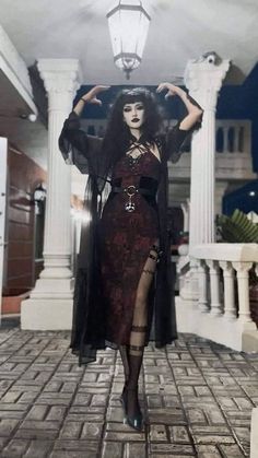 Tumblr Trad Goth Dress To Impress, Trad Goth Aesthetic, Romantic Goth Outfits, Darkly Inclined, Moon Sisters, Goth Prom