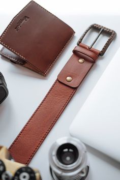 This leather belt is made from finest Italian full grain vegetable-tanned leather. The thickness is 10oz (4mm). Suitable for every occasion, hand-cut and hand-finished in my studio with attention to detail. * Width: 1, 1/2'' (3,8cm) * Buckle: Artificial rust metal * Customized length (Money clip in this lot is not included) Sizing instructions: Please note that the sizing of other belt manufacturers may differ from ours. DO NOT USE YOUR WAIST SIZE, because you put the belt over some clothing. 1. Everyday Bridle Leather Belts And Suspenders With Removable Belt, Bridle Leather Belts And Suspenders For Everyday Use, Brown Rectangular Belt For Everyday Use, Vintage Bridle Leather Belt For Everyday Use, Rustic Leather Belt Buckle With Removable Belt, Brown Belt With Antique Buckle For Everyday Use, Vintage Leather Belt With Belt Clip, Brown Bridle Leather Belts And Suspenders For Everyday, Brown Leather Strap Belt Buckle For Everyday Use