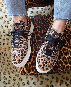 Leopard Tennis Shoes, Adidas Samba Rose, Samba Rose, Adidas Leopard, Tennis Shoes Outfit, Kicks Shoes, Leopard Sneakers, Cute Leopard, Sneaker Lovers