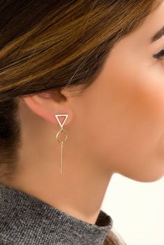 FREE SHIPPING, 14k yellow solid gold triangle earrings. It can be produce 14k rose gold and white gold. DETAILS Earring length is approx. 4cm (1,57inch). MATERIALS All our jewelry are made of 14 karats solid gold. We like to use yellow gold, white gold and rose gold to please your color of choice. Use the drop-down material menu to find your favorite option. PACKAGING This earring is carefully packaged in a nice and elegant gift box. PRODUCTION TIME Each earrings are handcraft to order and takes Gold Triangle Jewelry For Formal Occasions, Minimalist Triangle Jewelry, Elegant Triangle-shaped Jewelry, Elegant Yellow Gold Triangle Jewelry, Elegant Triangle Yellow Gold Jewelry, Triangle Yellow Gold Earrings For Gift, Triangle Yellow Gold 14k Jewelry, Gold Earrings Aesthetic, Triangle Stud Earrings