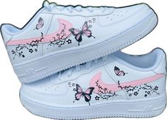 Customizable Pink Sneakers As A Gift, Custom Air Force 1, Girls Handmade, Custom Nikes, Painted Shoes, Custom Sneakers, Pink Butterfly, Butterfly Design, Cute Pink