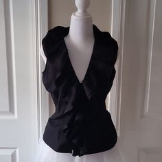 Bnwt! Andalucia Black Blouse 100% Cotton Black Sleeveless Blouse For Formal Occasions, Chic Formal Sleeveless Blouse Top, Elegant Fitted Top With Ruffles, Ralph Lauren Fitted Formal Tops, Black Fitted Top For Formal Occasions, Formal Black Fitted Blouse, Ralph Lauren Fitted V-neck Top, Ralph Lauren Summer Workwear Tops, Ralph Lauren Spring Workwear Tops