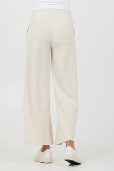 Cloud Fleece Flare Pant Indulge in ultimate comfort with the Cloud Fleece Flare Pant. Crafted with an elastic waistband and front pockets, these pants provide both style and convenience. The wide leg design adds a touch of sophistication to elevate your loungewear game. Unwind in luxury with these must-have pants. Elegant Wide Leg Sweatpants, Beige Wide Leg Sweatpants With Side Pockets, Chic Wide Leg Solid Color Sweatpants, Solid Wide Leg Sweatpants With Pull-on Style, Wide Leg Pull-on Style Sweatpants, Wide-leg Pants With Comfort Waistband, Solid Wide-leg Sweatpants With Pull-on Style, Chic Wide Leg Bottoms With Comfort Waistband, Comfortable High-waisted Pull-on Pants