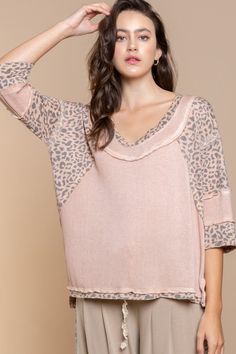 Pol Fearless Perfect Knit Top Oversized Leopard Print Top, Leopard Print Relaxed Fit Top For Fall, Leopard Print Top With Relaxed Fit For Fall, Leopard Print Tops With Relaxed Fit For Fall, Oversized Casual Leopard Print Sweater, Pol Clothing, Run Outfit, Tie Dye Loungewear, Pink Leopard Print