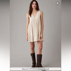 Worn Once Ae Dress Super Cute For Summer And Would Be Adorable In The Fall With Layering! No Flaws On This Dress, Just Don’t See Myself Getting To Wear It. Size S Sold Out On Ae Website Casual Cream A-line Mini Dress, Casual Beige V-neck Sundress, Beige A-line Mini Dress For Daywear, Casual Mini Hem Daywear Dress, Beige Flowy Casual Mini Dress, Flowy Beige Casual Mini Dress, Fitted Cream Sundress With V-neck, Cream V-neck Fitted Sundress, Cream Fitted V-neck Sundress