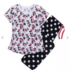 Brand New With Tags Minnie Mouse Pj Set For Women Disney Candy, Pjs For Women, Disney Wear, Country Bears, Disney Bear, Star Wars Shop, How To Hem Pants, Pajama Party, Vintage Style Dresses