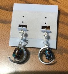 These are a light weight dangle earring made from vintage silver plate forks tines and Multi colored blue beads. The lever back earrings are silver plate. The overall length is 1 1/2 inches. Forks, Blue Beads, Pigeon, Vintage Silver, Multi Colored, Beaded Earrings, Silver Plate, Jewelry Earrings Dangle, Etsy Earrings