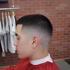 Lightskin Haircuts, Easy Mens Hairstyles, Low Fade Haircut, Hipster Hairstyles, Mid Fade