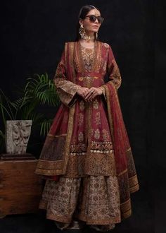 Desi Dress, Stylish Dress Book, Stylish Dress Designs, Indian Fashion Dresses, Desi Fashion, Pakistani Outfits