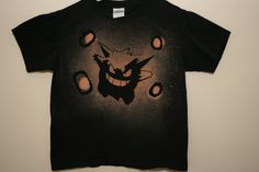 Gengar Inspired Handmade Bleached Shirt por GreyMachine en Etsy Bleached Shirt, Bleach, Mens Graphic, Graphic Tshirt, Pokemon, Mens Graphic Tshirt, Mens Tshirts, Art, Pokémon