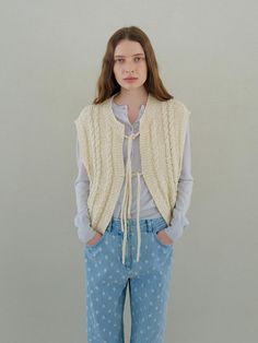 Composition : Shell: 100% cotton.Color : Light YellowCountry of Origin : China Cotton Knit Cardigan For Layering, Beige Textured Knit Cotton Cardigan, Cotton Cable Knit Sweater With Relaxed Fit, Cream Cotton Sweater For Spring, Spring Cream Cotton Sweater, Beige Cotton Knit Cardigan, Beige Cotton Knitted Sweater, Beige Cotton Cable Knit Sweater, Cotton Knit Sweater With Relaxed Fit