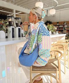 FANCY D BOUTIQUE on Instagram: "Current Trend: Patchwork Quilted Jackets 💐 RESTOCKED our Laney Floral Patchwork Jacket - Blue/Green" Patchwork Quilt Jacket, Green Gardens, Quilted Clothes, Denim Outfits, Nashville Outfits, 2024 Style, Spring Jacket, Floral Patchwork