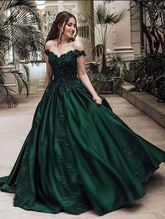 Bridelily Ball Gown Off-the-Shoulder Sleeveless Floor-Length With Lace Satin Dresses - Prom Dresses Green Ball Gown, Prom Dresses Off The Shoulder, Satin Ball Gown, Green Prom, Gown Prom, Green Prom Dress, Sweet 16 Dresses, Grad Dresses, Satin Prom Dress