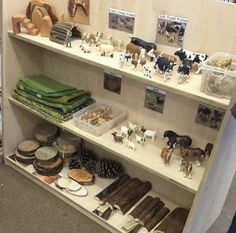 there are many small animals on the shelves