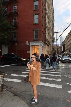 fall fashion, fall style inspo, fall style, new york city fall fashion guide, leather jacket, style guide, celebrity trends City Fall Fashion, New York City Fall, Michelle Infusino, Fall Style Guide, Coachella Fashion, Leather Jacket Style, Fashion Guide, Style Inspiration Spring, Celebrity Trends