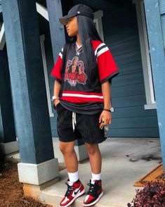 Cute Tomboy Outfits, Looks Hip Hop, Lesbian Outfits, Designer Streetwear, Tomboy Outfits, Tomboy Style Outfits, Tomboy Fashion