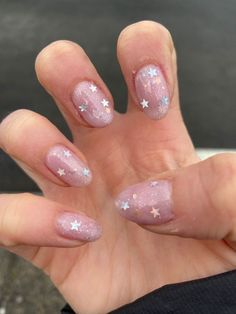 Gillter Nails Design, Mirrorball Nails Taylor Swift, Pink Short Acrylics, Star Glitter Nails, Daisy Acrylic Nails, Winter Nail Art Designs, Confetti Nails, Hello Nails