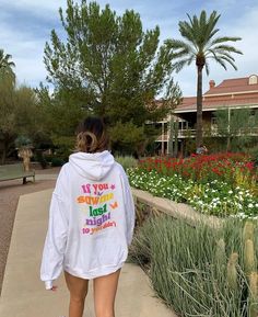 If You Saw Me Last Night Hoodie 丨August Lemonade Luxury Paints, Quality Hoodies, Cozy Fall Outfits, Aesthetic Hoodie, Aesthetic Outfit Ideas, Stay Young, Style Inspiration Fall, Just Smile, Cozy Outfit