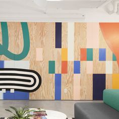 Wood Wall Mural, Environmental Design Ideas, Feature Wall Ideas Office, Colorful Abstract Mural, Art Therapy Room Design, Art Studio Mural, Environmental Graphic Design Wall, Office Accent Wall Ideas, Art On Plywood