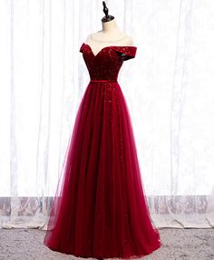 Bourgogne rond coule tulle paillettes longues en tulle Maroon Homecoming Dress Long, Prom Dresses 2023 Burgundy, Winter Ball Gowns Long Sleeve, Red Prom Dress Aline, Dream Prom Dress Red, Claret Prom Dress, Prom Dresses 2023 Maroon, Cheap Prom Dresses Under $50 Long, A Line Red Prom Dress