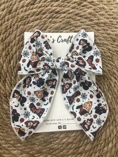 Scary Cute Princess Poly-blend Fable Hair bow. 📏 Each bow measures about 6 inches wide and are about 7 inches in length  🎀Our handmade hair accessories come on an alligator hair clip. 🤔Don't see exactly what you're looking for? We take custom orders, simply message us! 💭Please keep in mind each item is cut and made individually. Fabric designs may vary slightly from pictures shown as well as bow sizes, bow measurements will be as precise as possible to the size listed. 🎀All bows are handmad Serger Bows, Bow Measurements, Scary Cute, Princess Halloween, Alligator Hair Clip, Cute Princess, Handmade Hair Accessories, Fabric Designs, Miami Fl