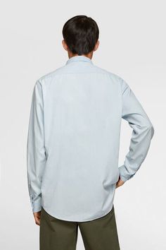 ZARA - Male - Buttoned slim fit shirt - Light blue - Xl Zara Classic Top With Spread Collar, Zara Cotton Workwear Shirt, Zara Collared Cotton Shirt, Zara Casual Tops With Spread Collar, Zara Cotton Collared Shirt, Cotton Top With Spread Collar For Business Casual, Zara Cotton Button-up Shirt, Classic Zara Cotton Tops, Zara Classic Cotton Tops