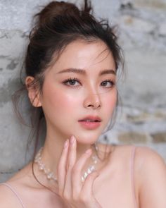 Asian Soft Makeup, Asian Natural Wedding Makeup, Soft Pink Makeup Looks Natural, Makeup Bridesmaid Natural, Baifern Pimchanok Instagram, Soft Asian Makeup, Make Up Thailand, Make Up Korea, Bride Makeup Asian