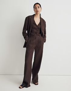 The Harlow Wide-Leg Pant in 100% Linen Power Dressing Women, Linen Suits Women, Madewell Outfits, Dark Suit, Vest Crop Top, Linen Suits, Women's Blazers, Suit Women, Power Dressing