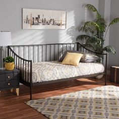 Kanepe modelleri Black Metal Daybed, Black Daybed, Metal Daybed With Trundle, Daybed Bedding, Mattress Support, Baxton Studio, Wood Slats