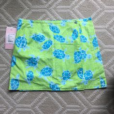 Lilly Pulitzer Reversible Skirt, New With Tags. Starboard Patch Design. Super Cute! Size 2 Green Lined Skort For The Beach, Casual Green Skort For Vacation, Green Mini Skort For The Beach, Green Mini Skort For Beach, Casual Green Mini Swim Skirt, Casual Green Lined Swim Skirt, Green Vacation Skort, Green Skort For Vacation, Green Stretch Skort For Vacation